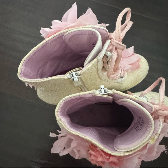 SECRET GARDENS LACE BOOTIES
SUGAR THRILLZ coquette floral goth Fairycore 7 - Picture 11 of 13